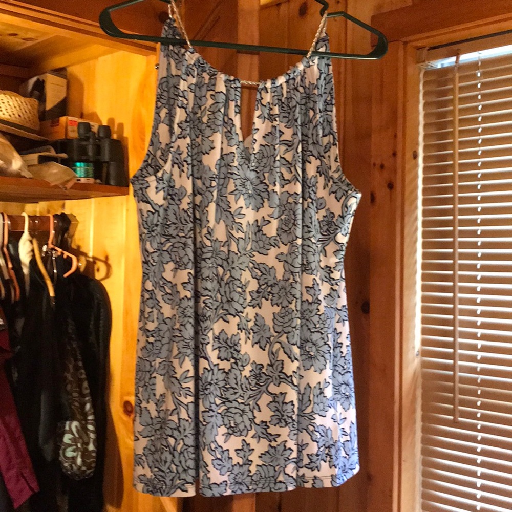 Women’s blouse